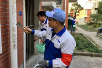 Cleaning-up Neighboring Housing Complexes